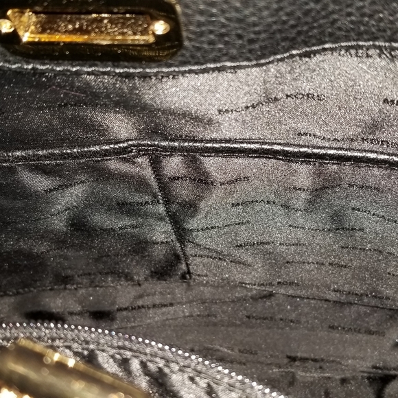 MICHAEL KORS Large Sullivan Crossbody Bag, 12 By 12 By 3 - Picture 6 of 6